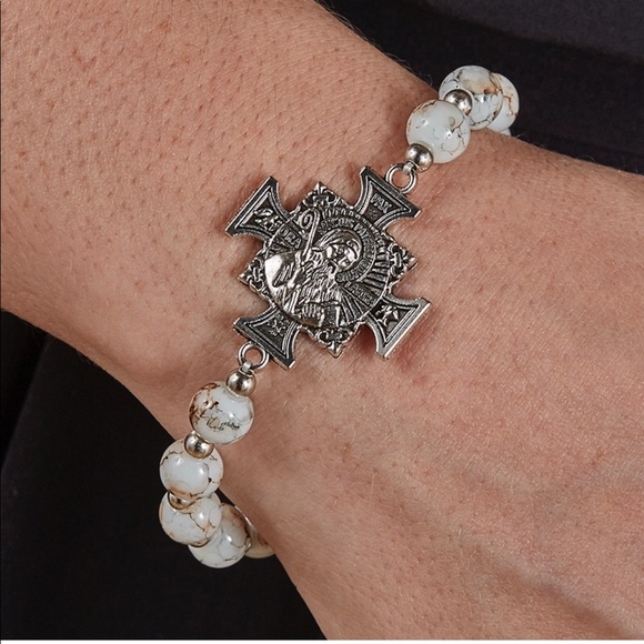 White St. Benedict Maltese Cross Bracelet - Picture 3 of 4